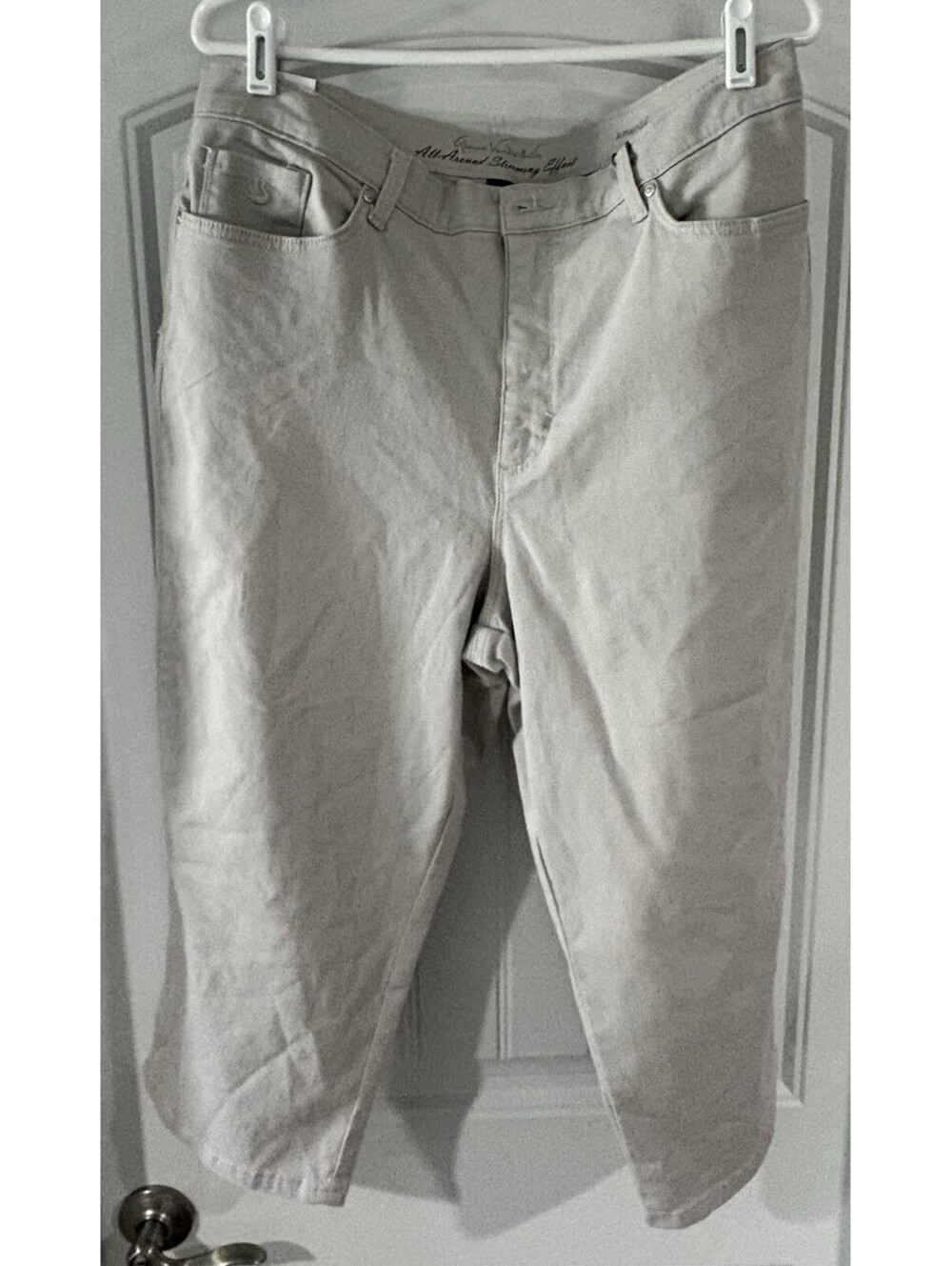 Gloria Vanderbilt Amanda Jean Capris NWT Sz 18 All Around Slimming Effect